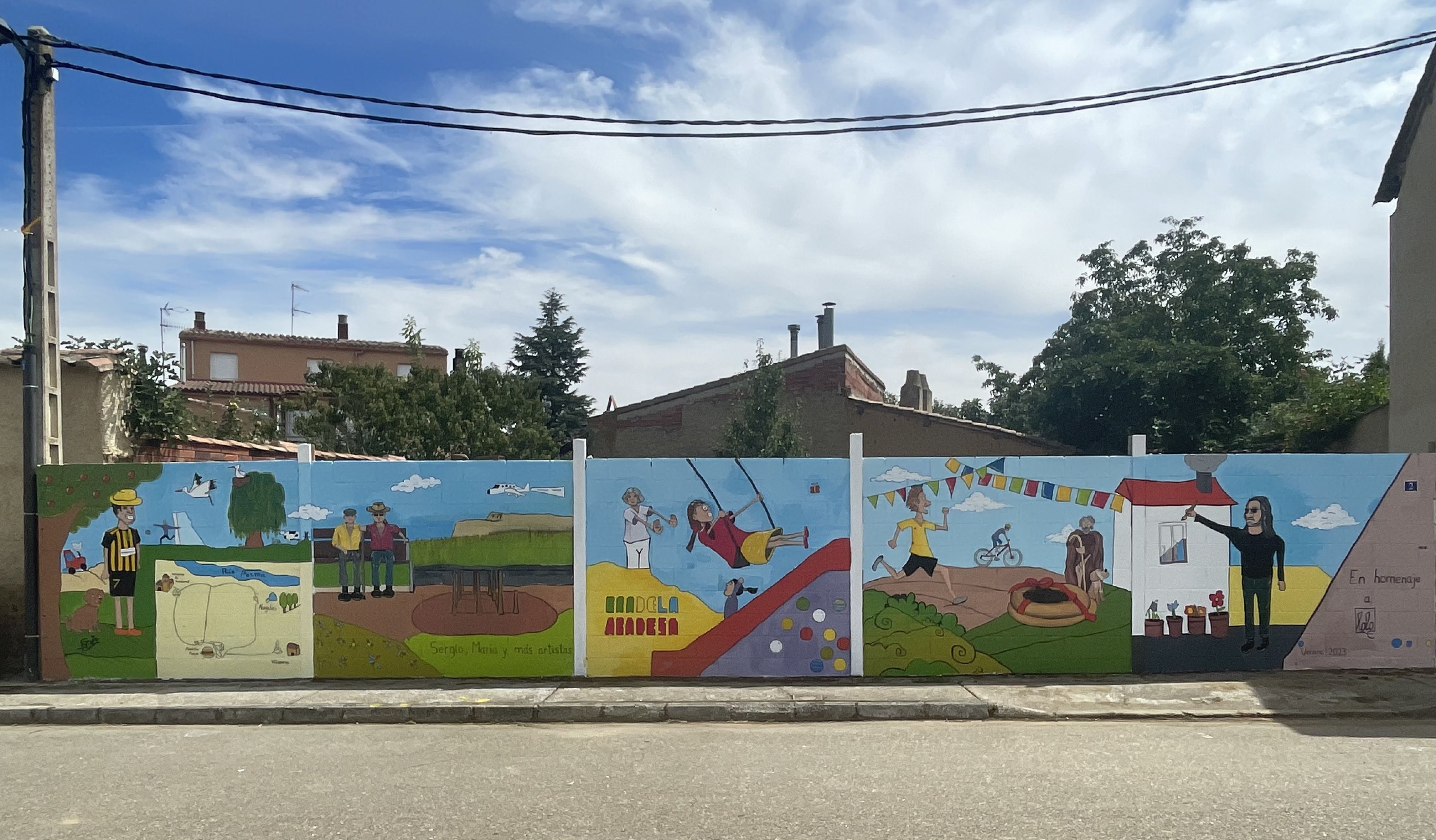 El mural homenaje a Lolo que ya luce en la zona deportiva de la Era de la Abadesa en la localidad de Mansilla Mayor.