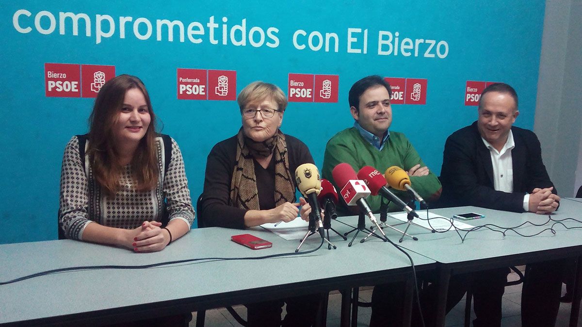Acevedo, Prada, Rodríguez y Courel, este lunes en rueda de prensa en Ponferrada. | L.N.C.