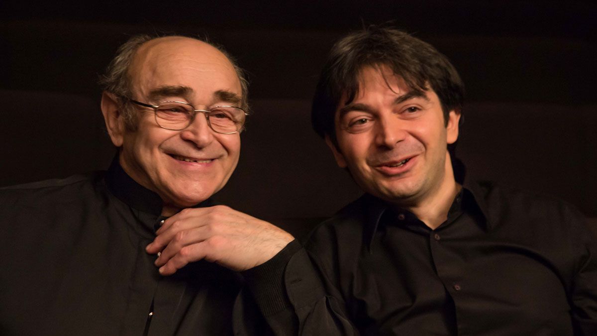 Los pianistas Alberto Portugheis y Stefano Greco, maestro y discípulo, regresan el 25 de marzo para presentar el primer disco de la JOL. | MARÍA DÍEZ