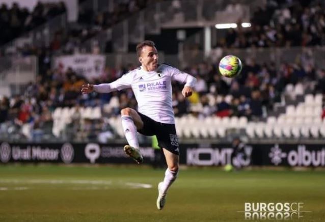 Pablo Valcarce durante un partido con el Burgos, su último club. | Burgos C.F.