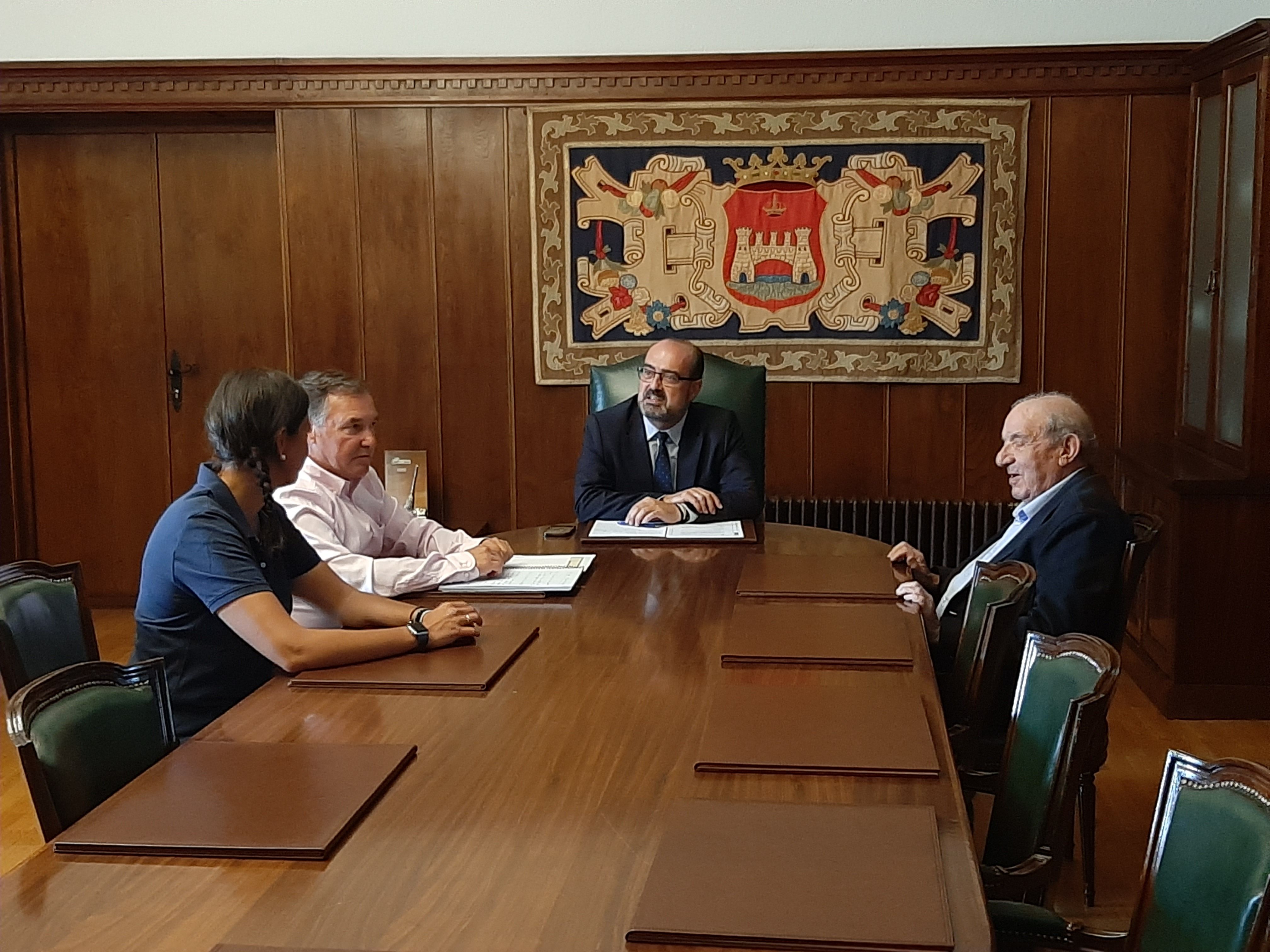 Reunión entre Ayuntamiento de Ponferrada y Real Hermandad de Jesús Nazareno.