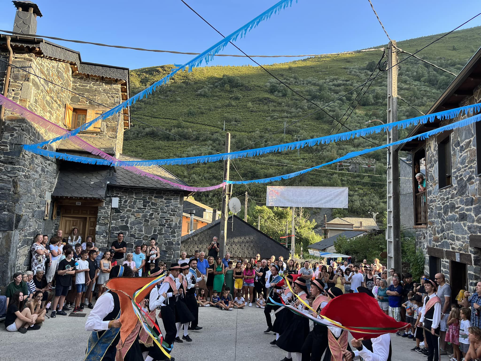 Danzantes de Guímara.