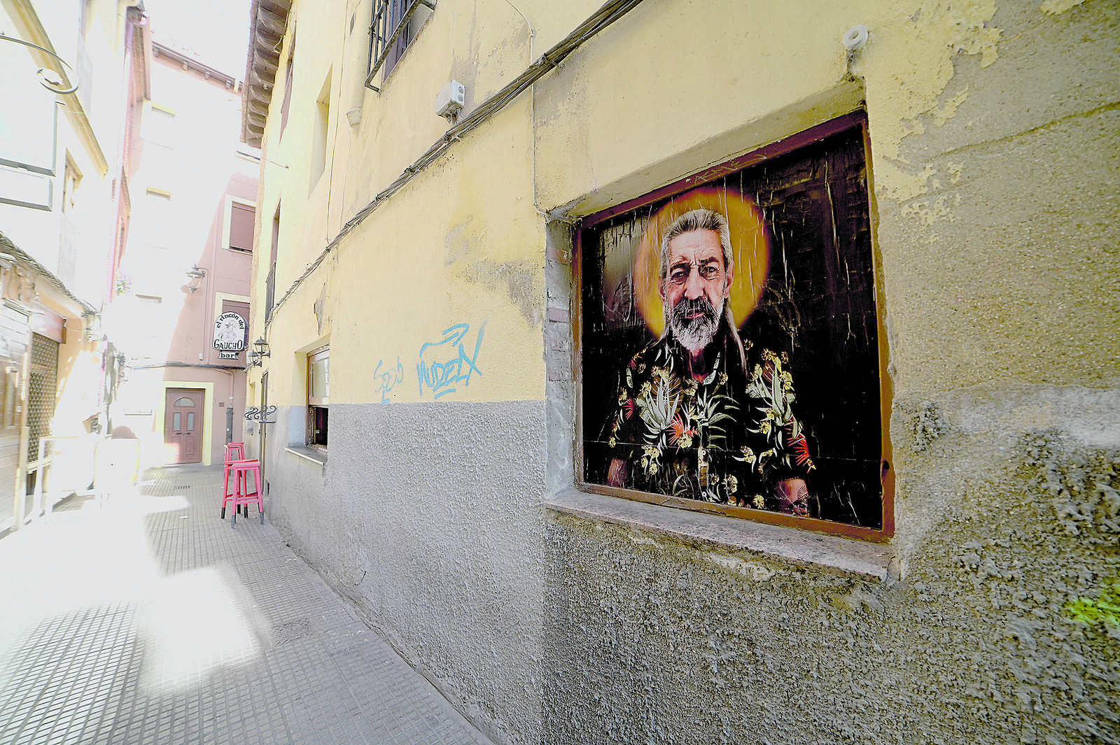 La nueva obra de Bernegksy en la calle Azabachería del Barrio Húmedo. | MAURICIO PEÑA