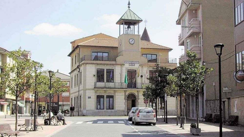 Imagen de archivo del Ayuntamiento de La Robla. | L.N.C.