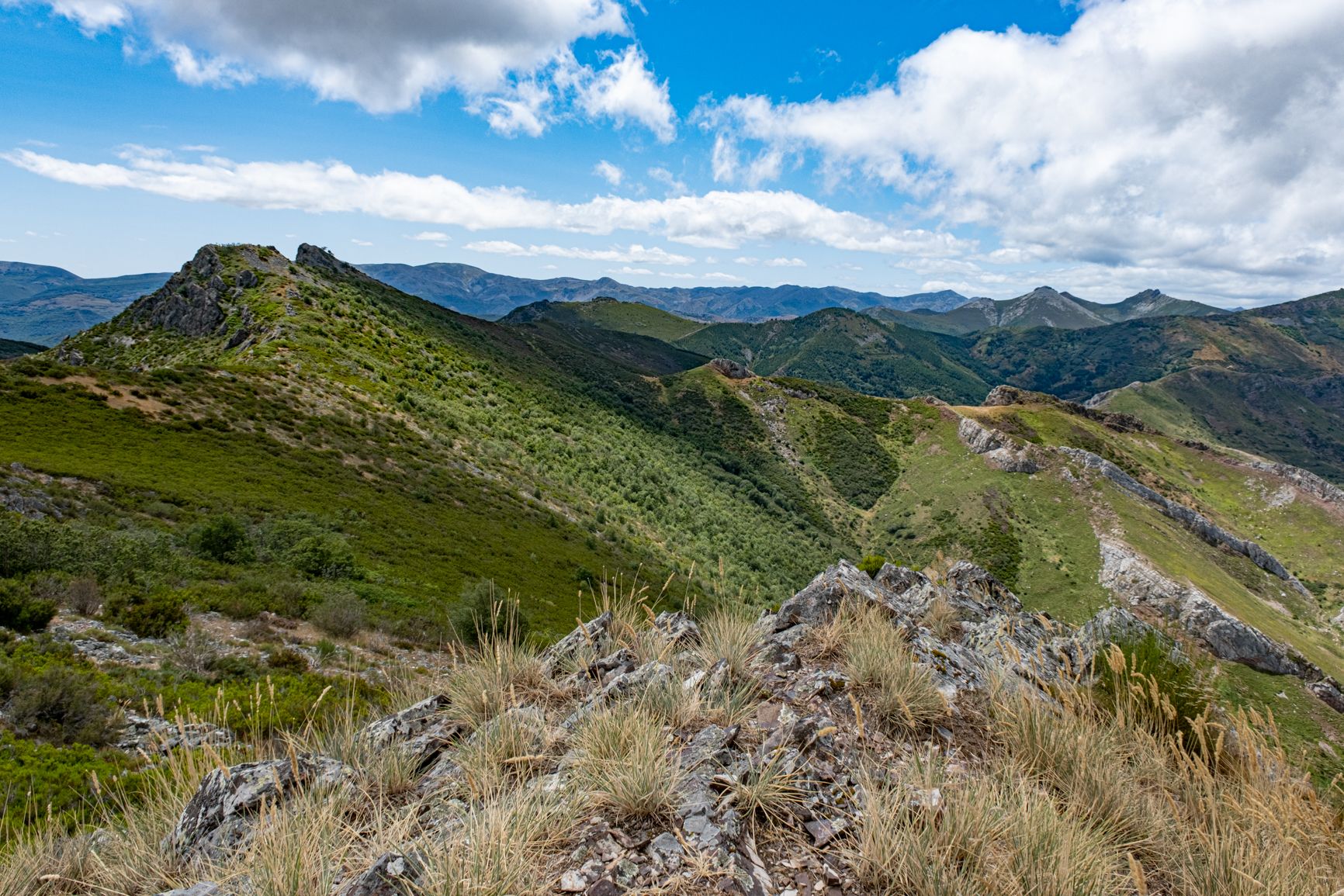 Picos Techo y Lámpara desde la Palecha. | VICENTE GARCÍA