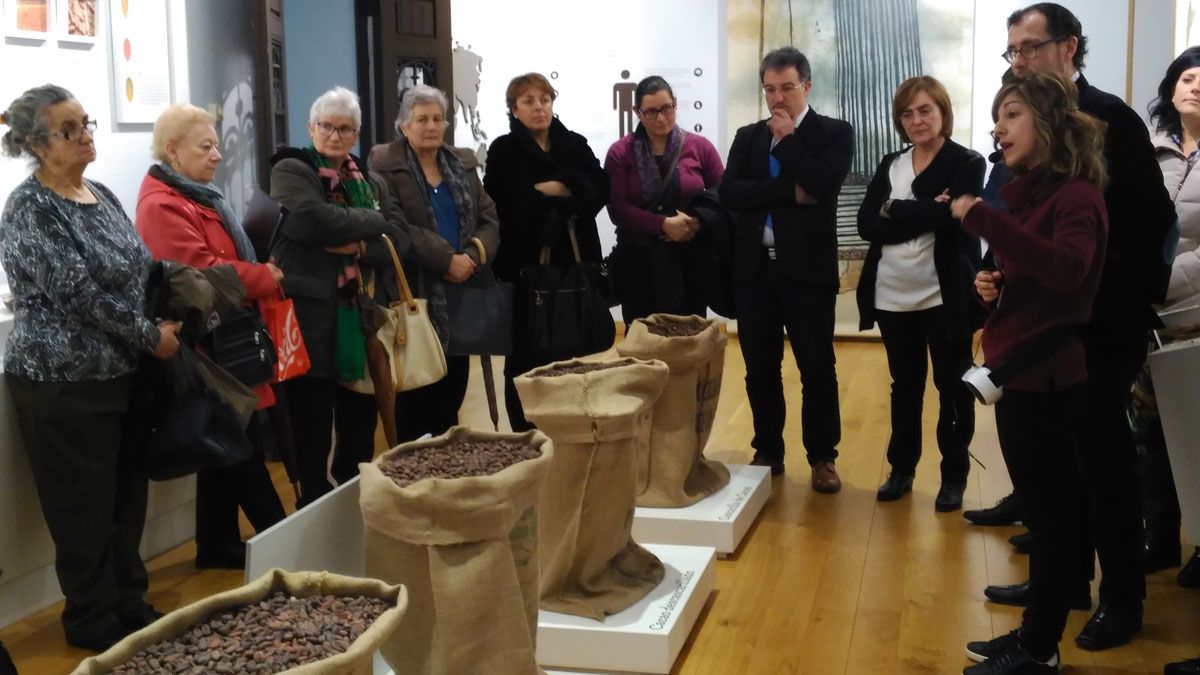 La presentación conluyó con una visita guiada adaptada. | P. FERRERO