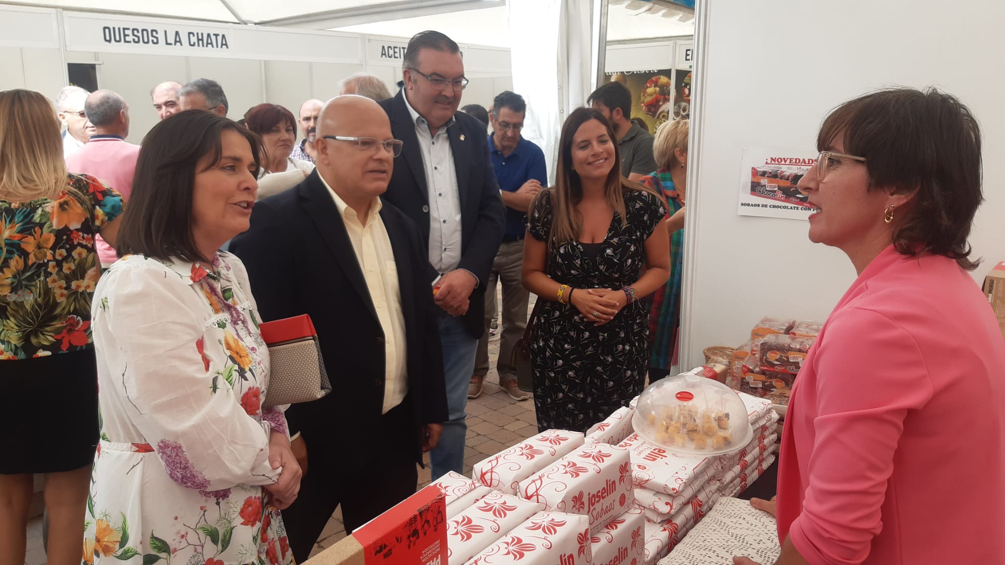 La Feria del Dulce de Benavides de Órbigo se ha inaugurado este sábado. | L.N.C.