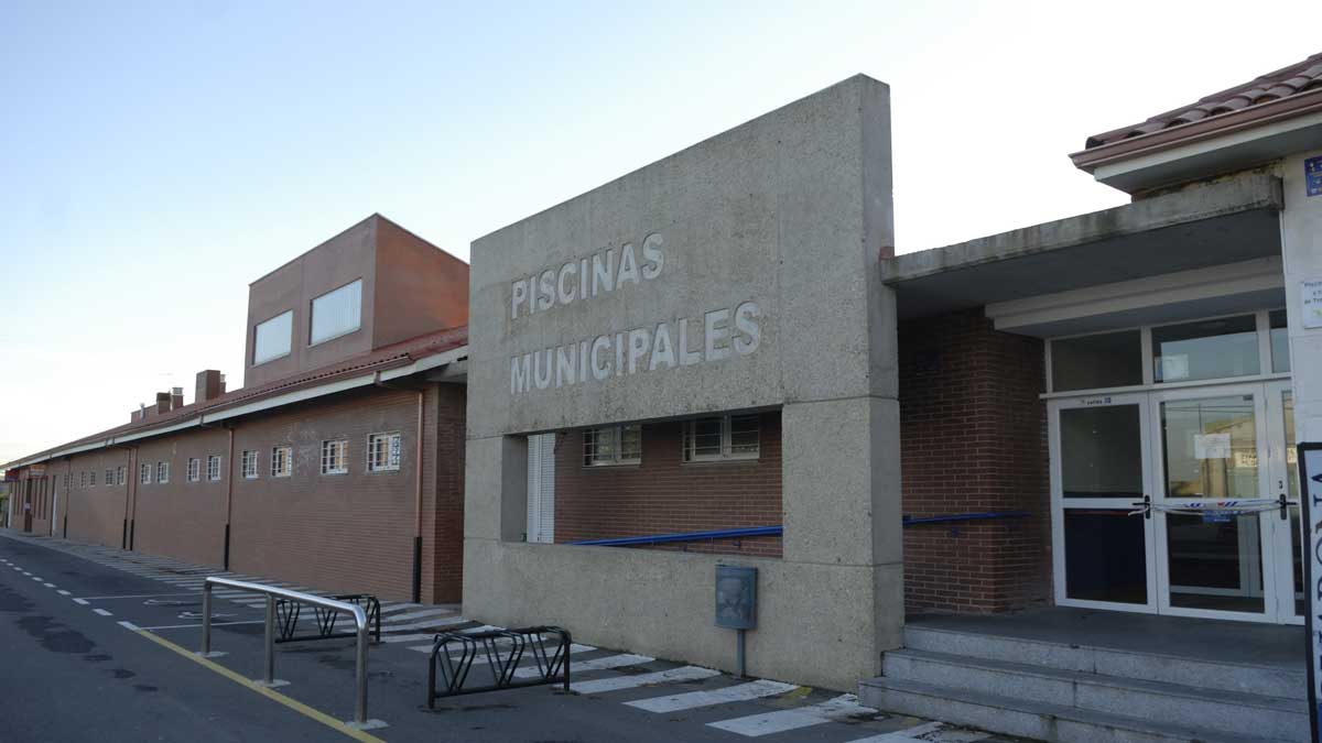 El Ayuntamiento de San Andrés tendrá que indemnizar o readmitir a los trabajadores de las piscinas. | MAURICIO PEÑA
