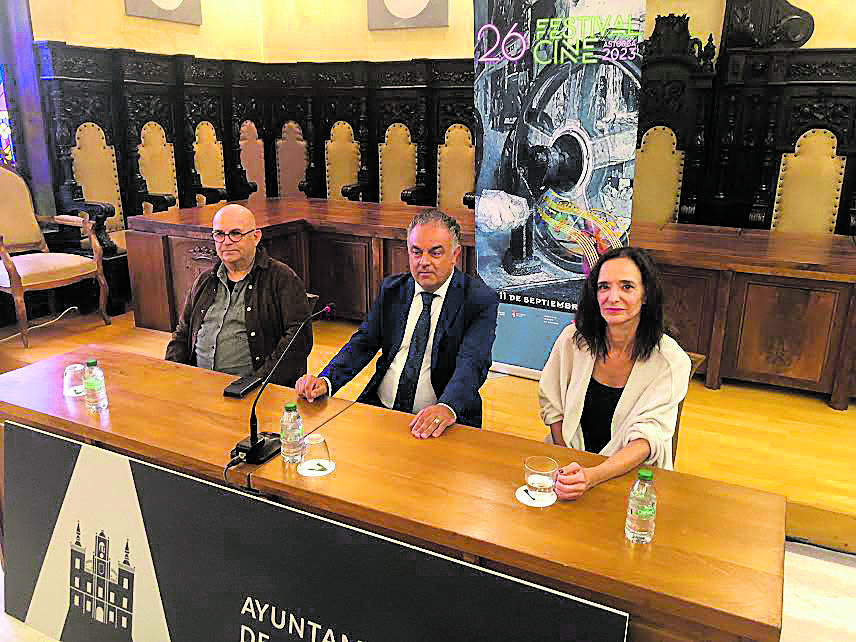 Ana Torrent durante el encuentro en Astorga. | PATRICIA FERRERO