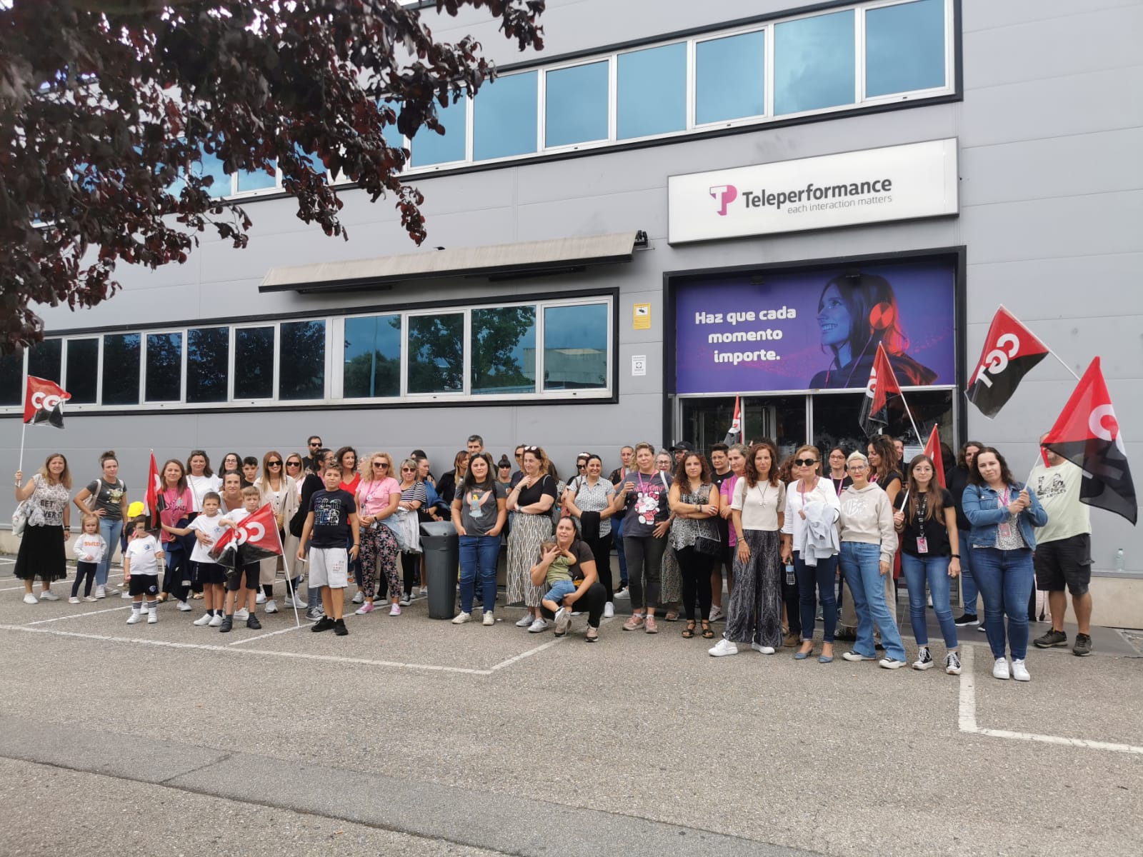 Concentración en Teleperformance contra el ERE planteado por la empresa.