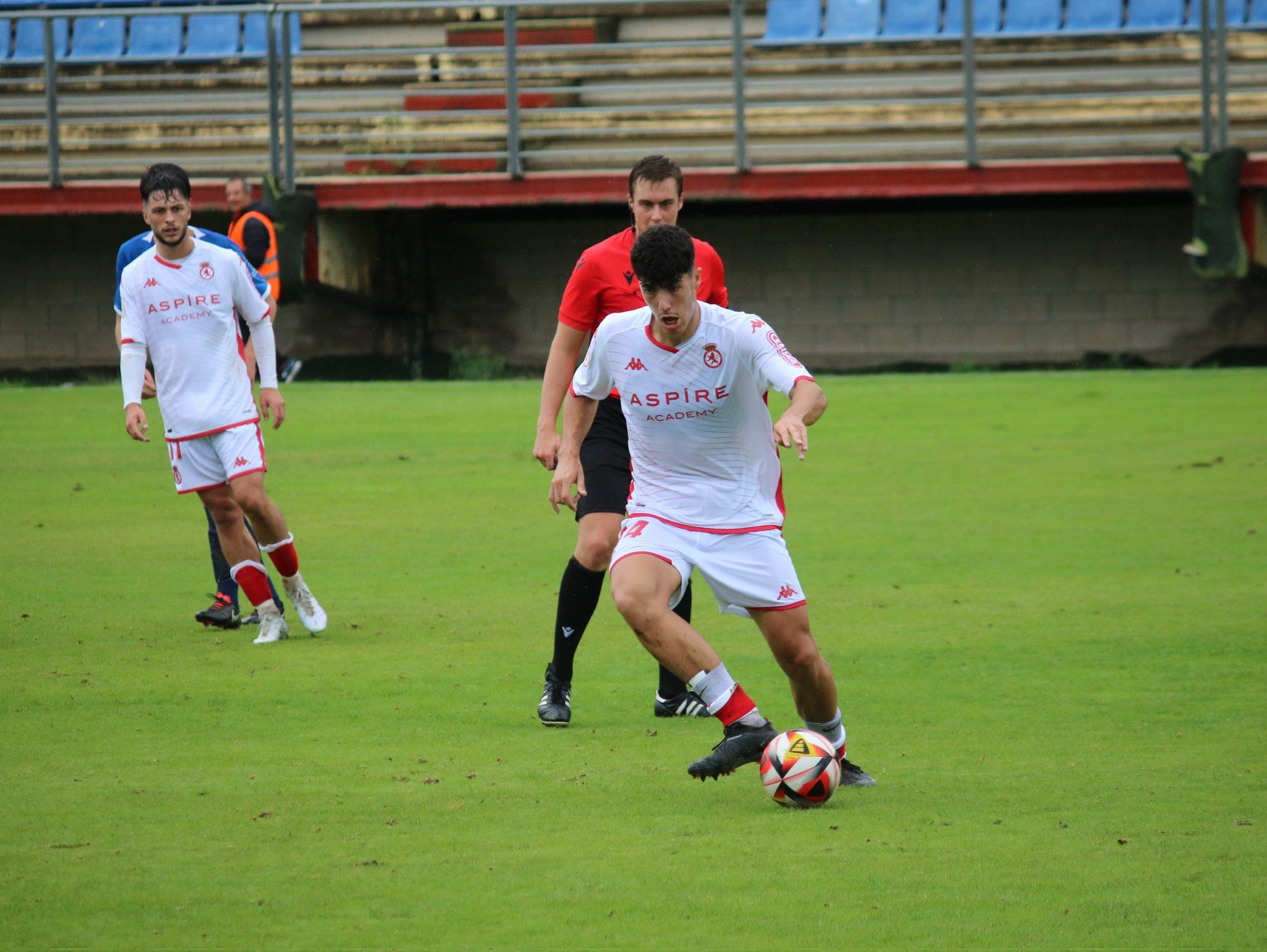 Encuentro entre el Júpiter Leonés y la UD Santa Marta. | CYDL