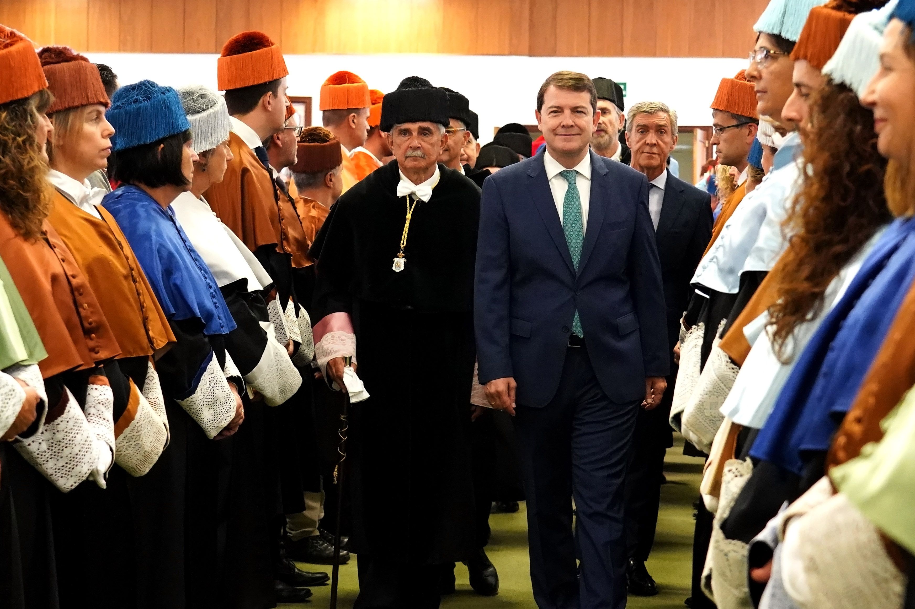El acto inaugural ha tenido lugar en el Aula Magna de San Isidoro. | CAMPILLO (ICAL)