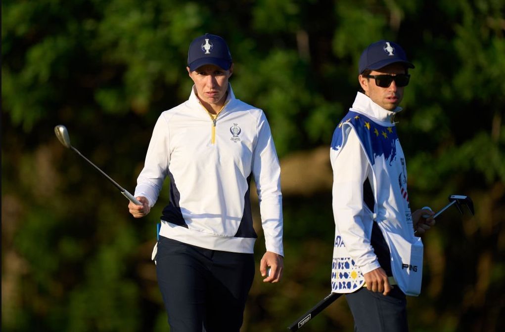 Carlota Ciganda y Álvaro Prada, durante los entrenamientos previos al inicio de la Solheim Cup.