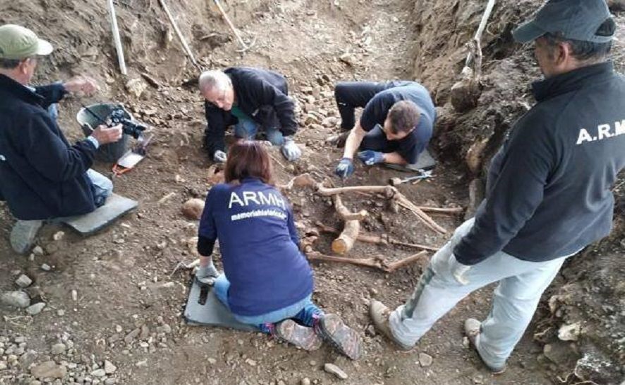 Trabajos realizados por la ARMH en una foto de archivo.