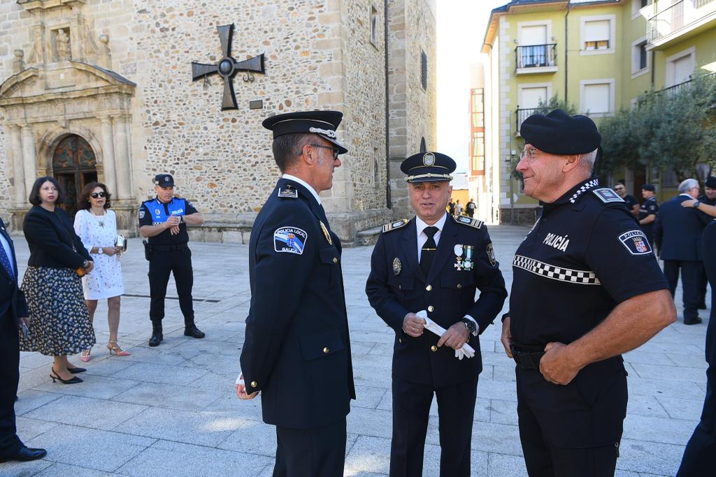 La Policía Municipal de Ponferrada festeja el Día de San Miguel Arcángel.