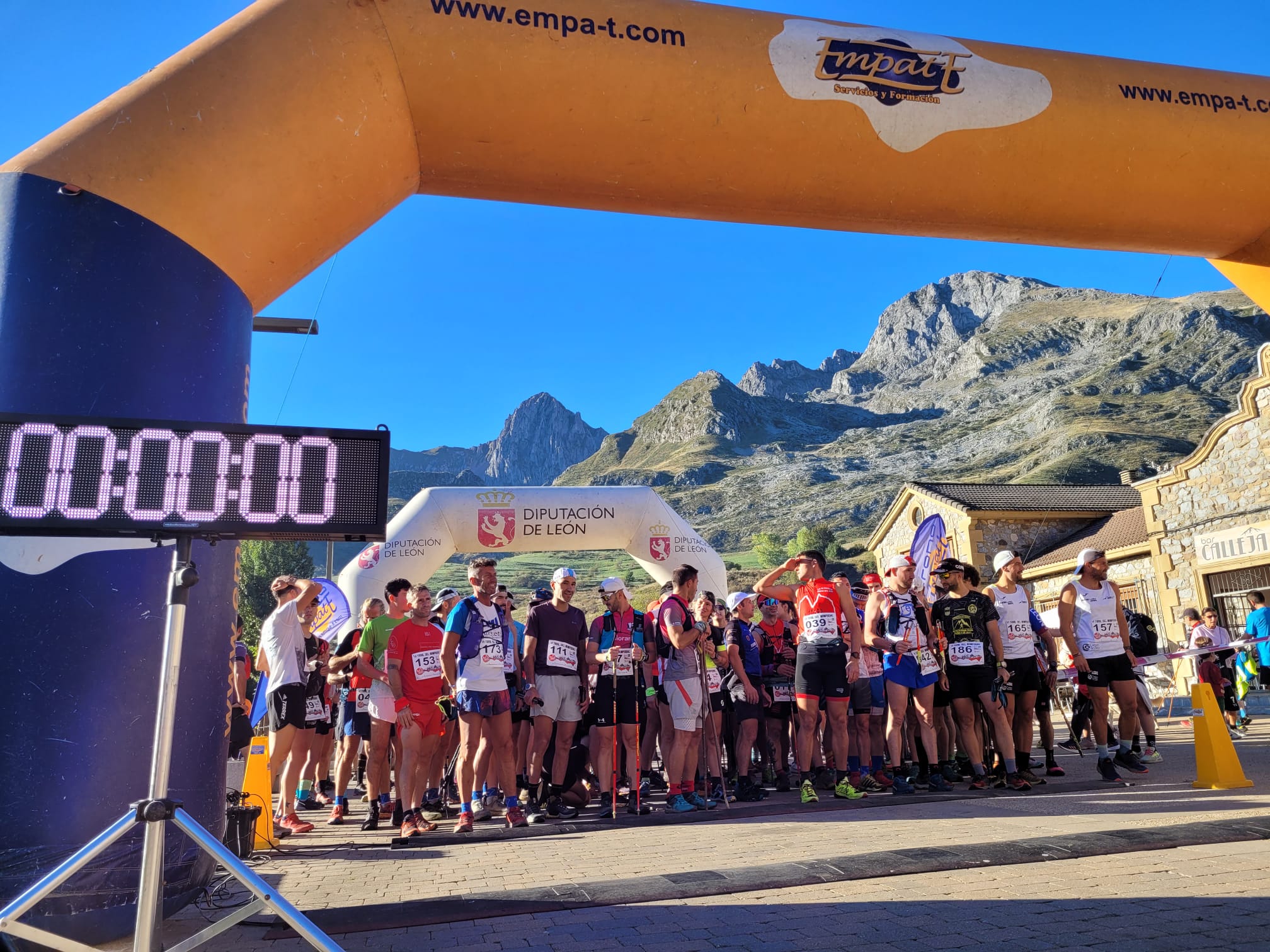 Cerca de 200 corredores disfrutaron de la VI edición del Trail de Maraña. | TRAIL MARAÑA