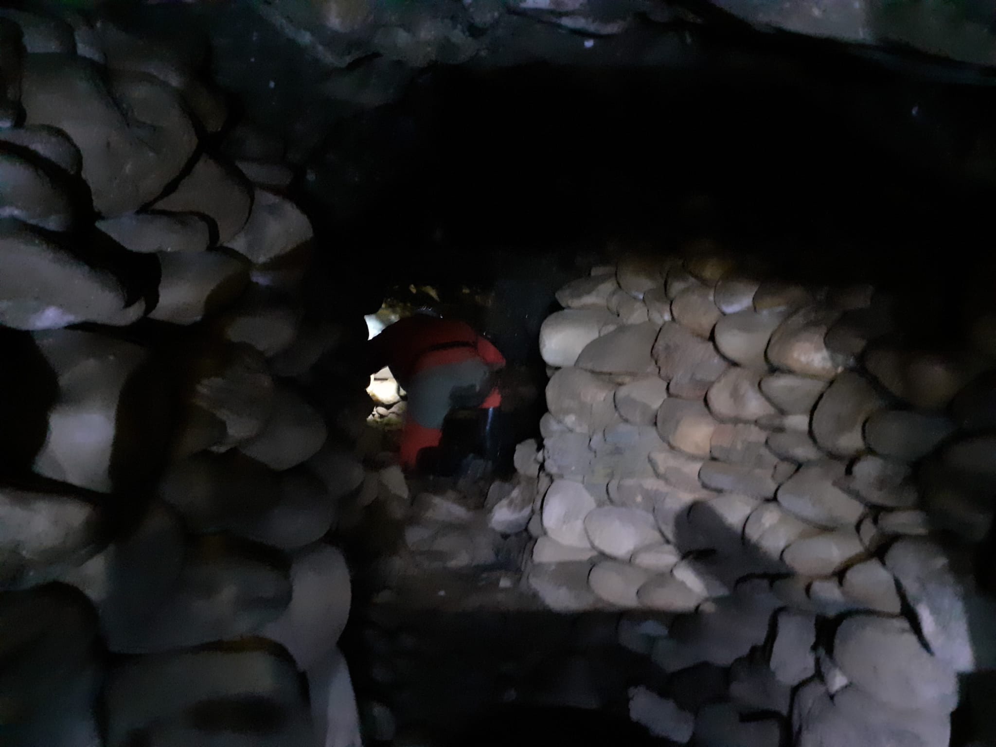 Imagen de la cueva descubierta por el grupo de investigación del IEC.