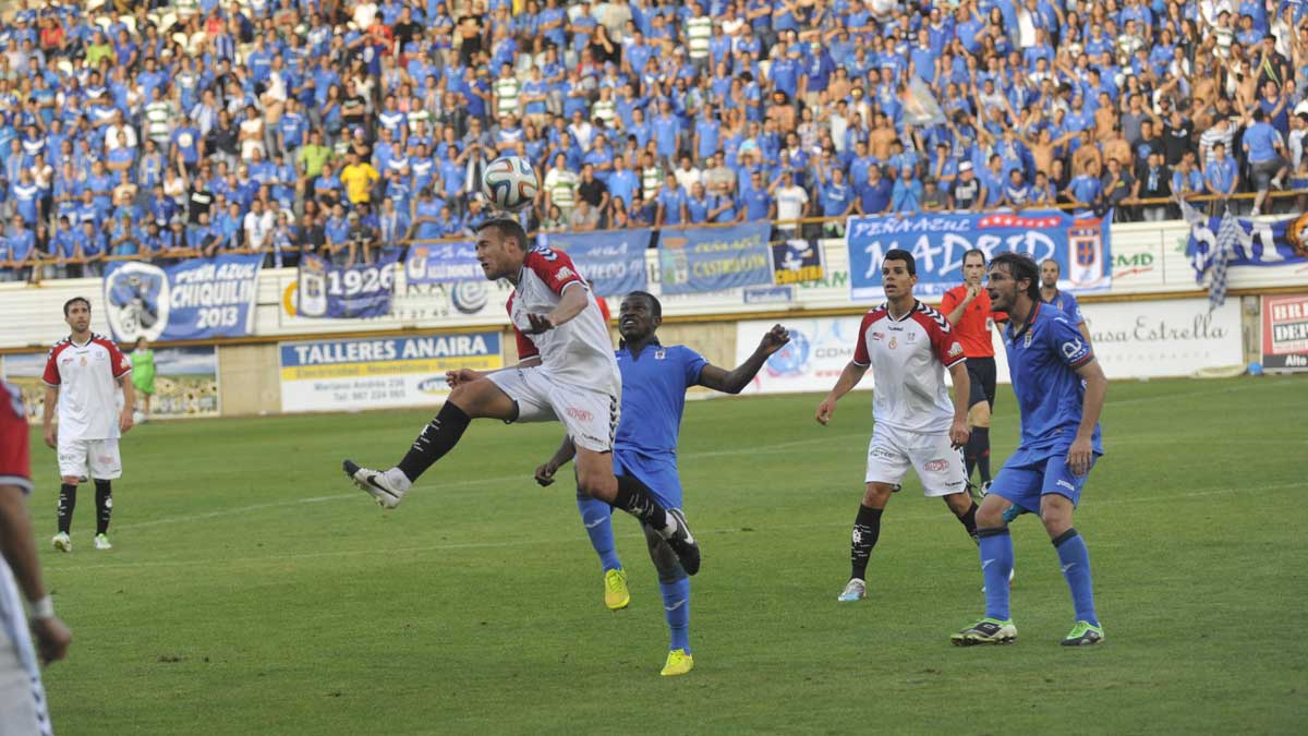 Cultural y Oviedo disputarán un duelo de otra categoría en el Tartiere. | MAURICIO PEÑA