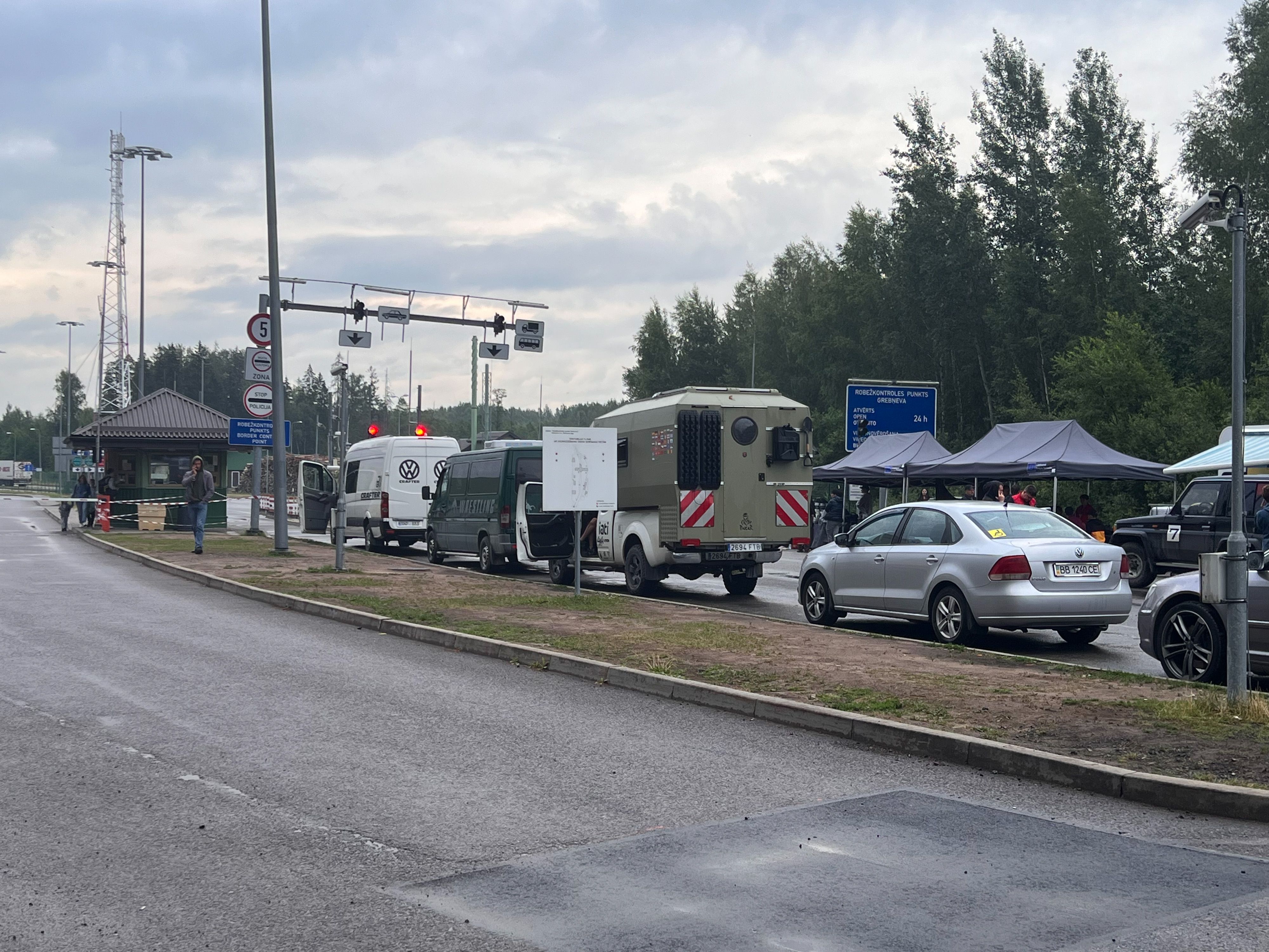 Frontera de Letonia para cruzar a Rusia