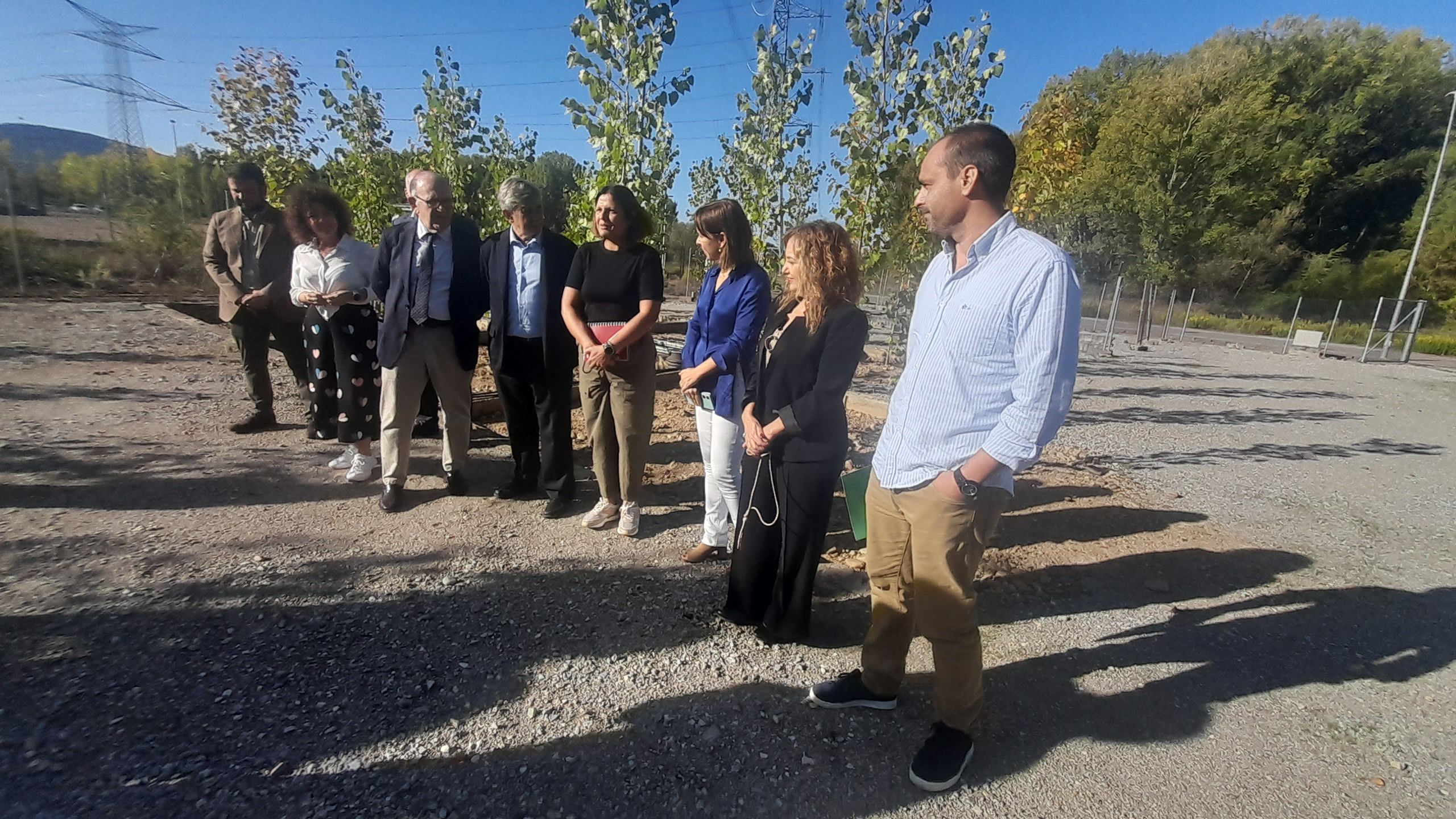Presentación del proyecto en la plantación donde se está realizando en Ciuden. | MAR IGLESIAS