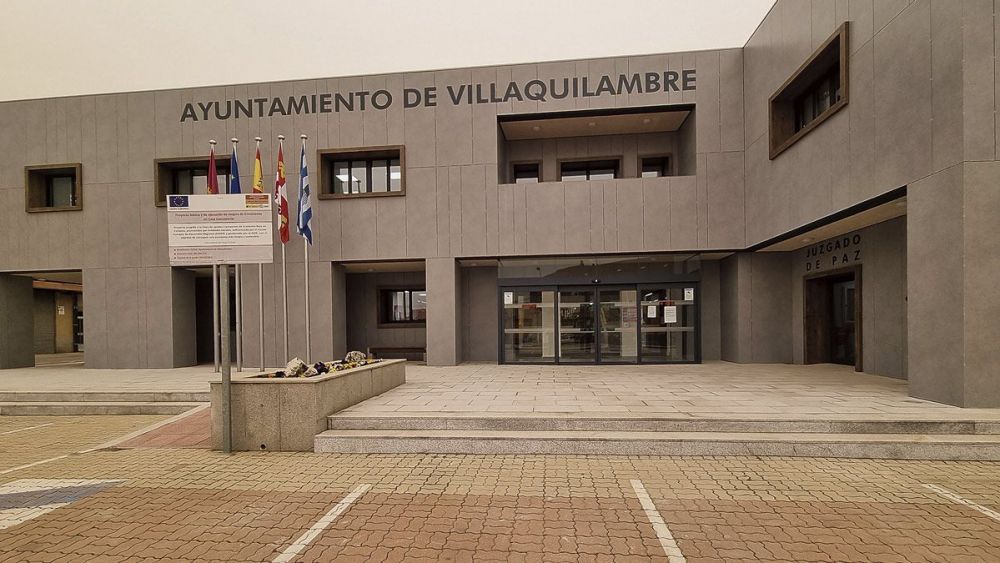 Imagen exterior del Ayuntamiento de Villaquilambre. | L.N.C.