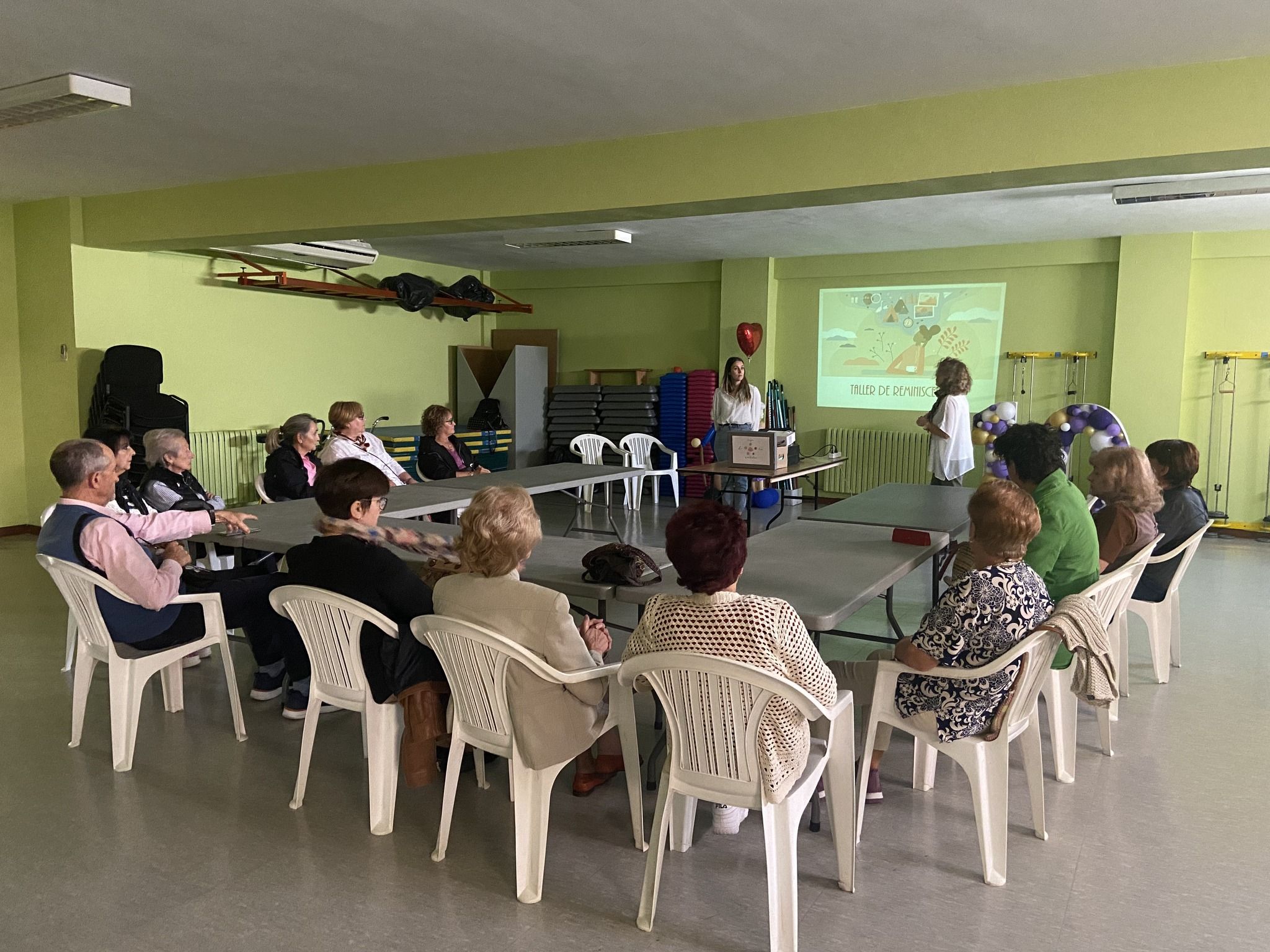 Uno de los talleres realizados por Alcordanza durante la Semana del Alzheimer del año pasado. | L.N.C.
