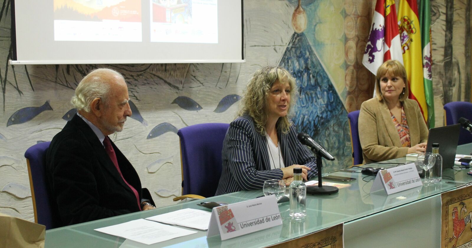 José María Merino, María Dolores Alonso Cortés y Natalia Álvarez en el encuentro. | L.N.C.