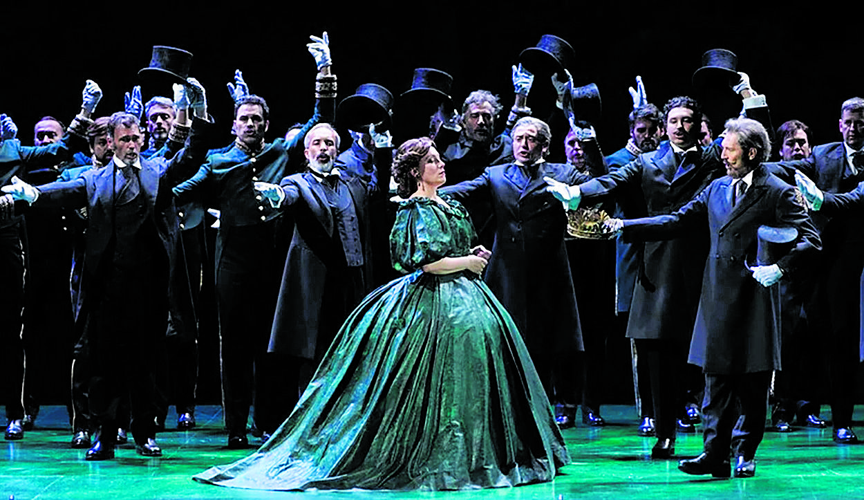 Un momento del montaje de ‘Nabucco’ de Verdi en el Teatro Real de Madrid. | L.N.C.