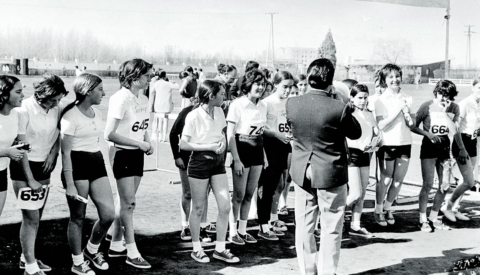 Aquella carrera del año 1970 ya fue multitudinaria, pero nada que ver con la que ayer tomó la ciudad. | FERNANDO RUBIO