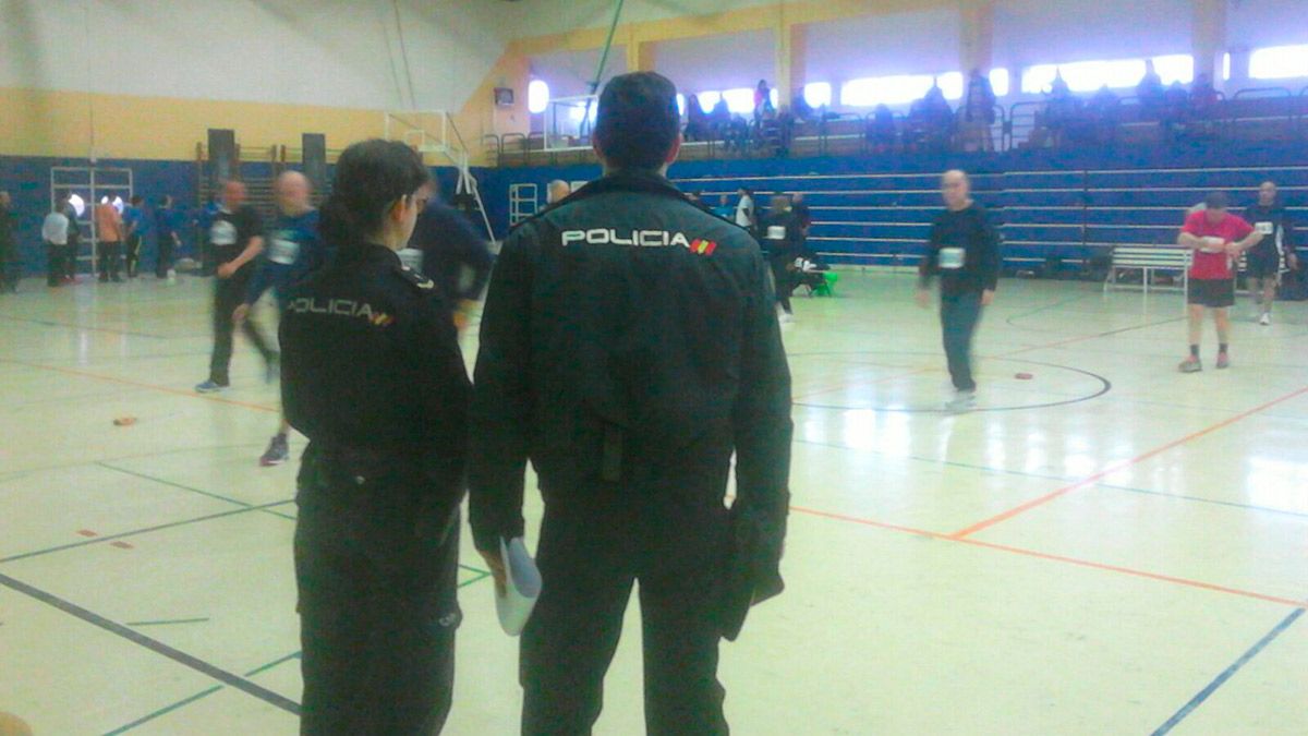 Más de medio millar de personas se examinan en León para obtener la ...