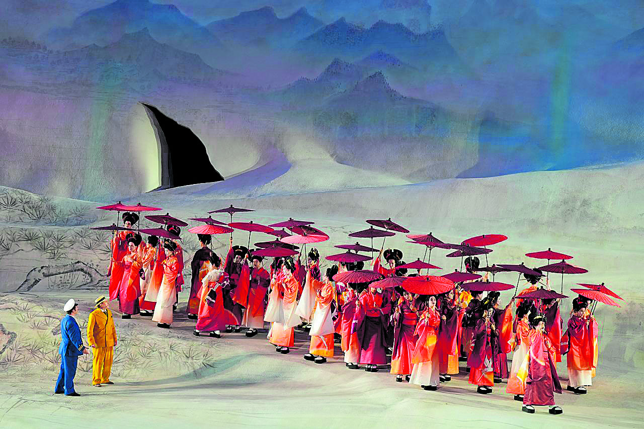 Un momento del montaje de la ópera de Puccini ‘Madama Butterfly’. | KARL FORSTER- FESTIVAL DE BREGENZ