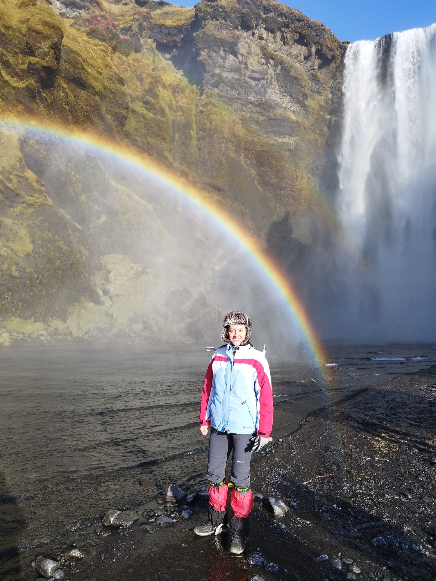 La profesora leonesa del IES Giner de los Ríos, Ana Villanueva, en Islandia. | ANA VILLANUEVA