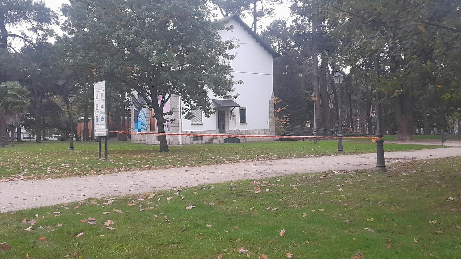 Cierre del parque del Temple por el temporal. | MAR IGLESIAS