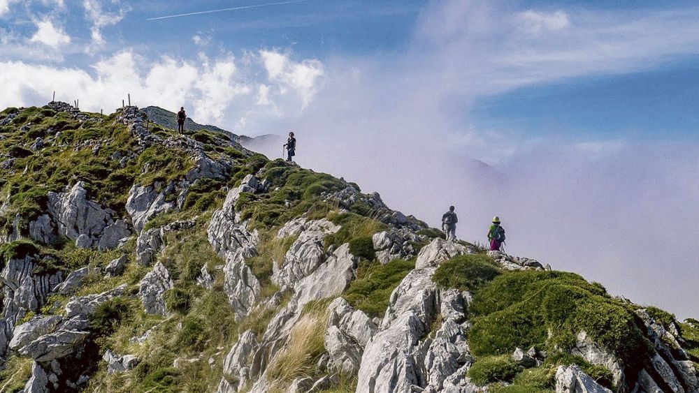 Imagen de la ruta del Arcediano, en Oseja de Sajambre. | VICENTE GARCÍA