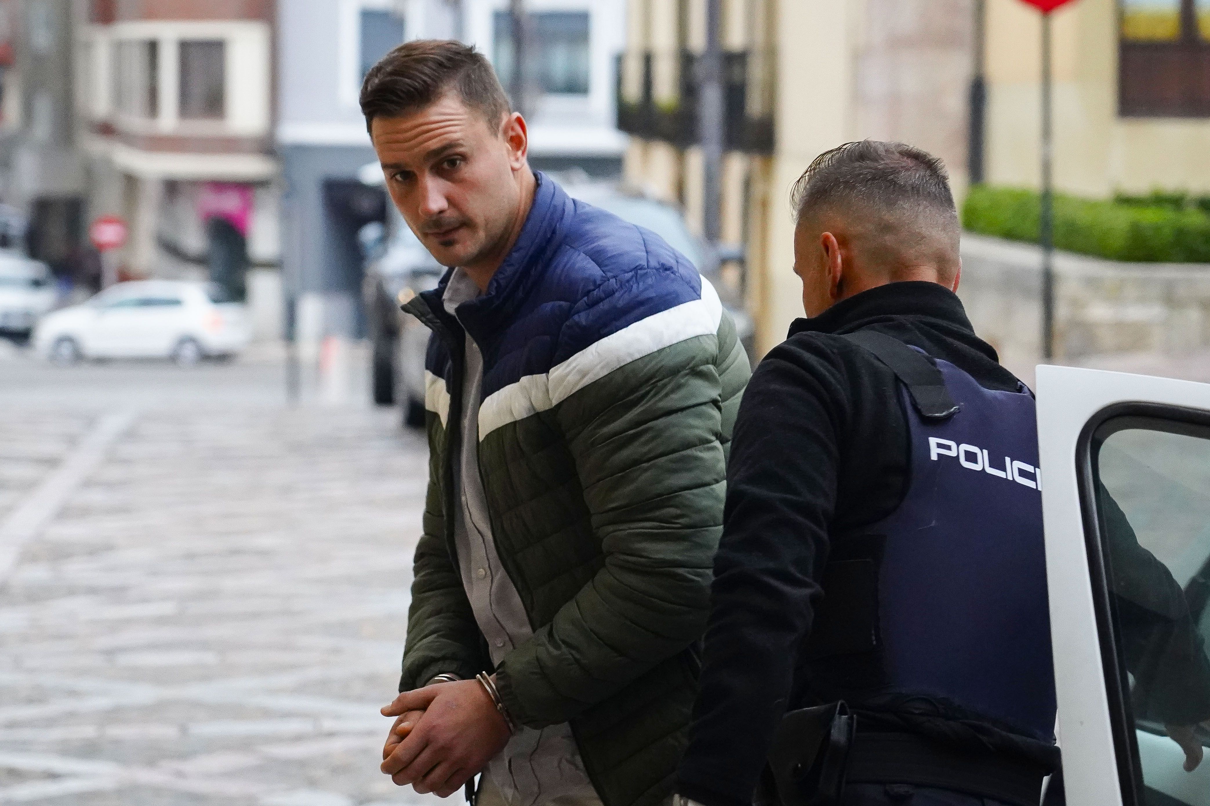 El acusado a su llegada a la última sesión del juicio. | CAMPILLO (ICAL)