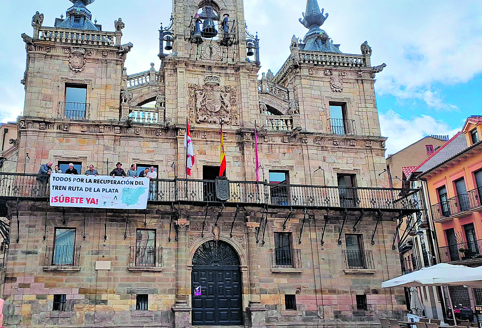 La concentración es este domingo a las doce en la Plaza Mayor de Astorga. | P.F.