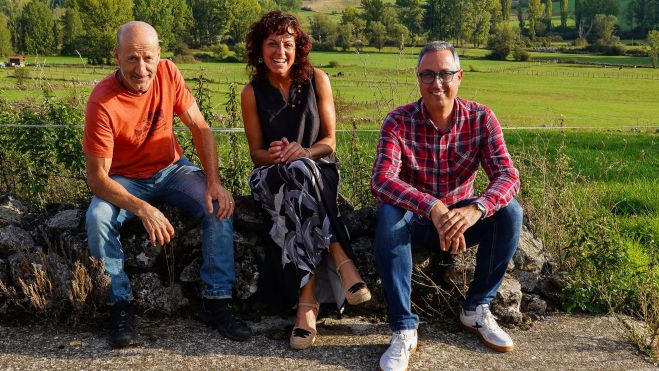 Gregorio Alonso, Begoña González y Álvaro de la Puente. | CAMPILLO (ICAL) Gregorio Alonso, Begoña González y Álvaro de la Puente. | CAMPILLO (ICAL)