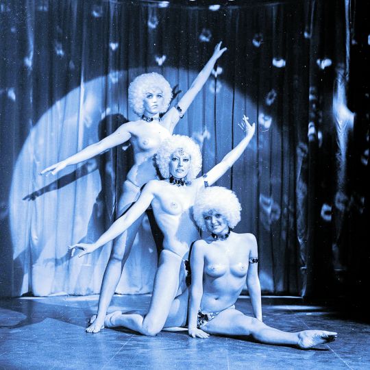 Baile y destape se unían en aquel espectáculo del año 1977. | FERNANDO RUBIO