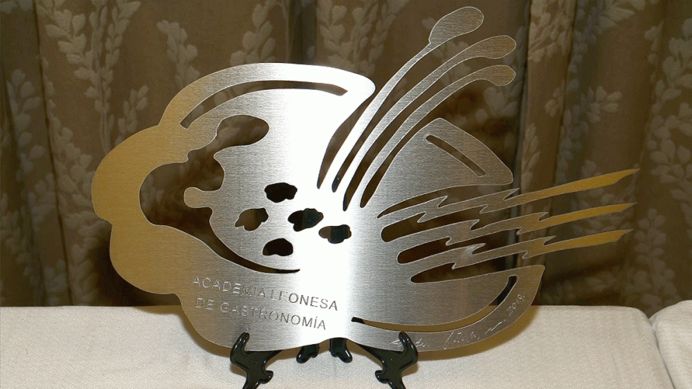 Trofeo de los Premios de la Academia Leonesa de Gastronomía. | L.N.C.