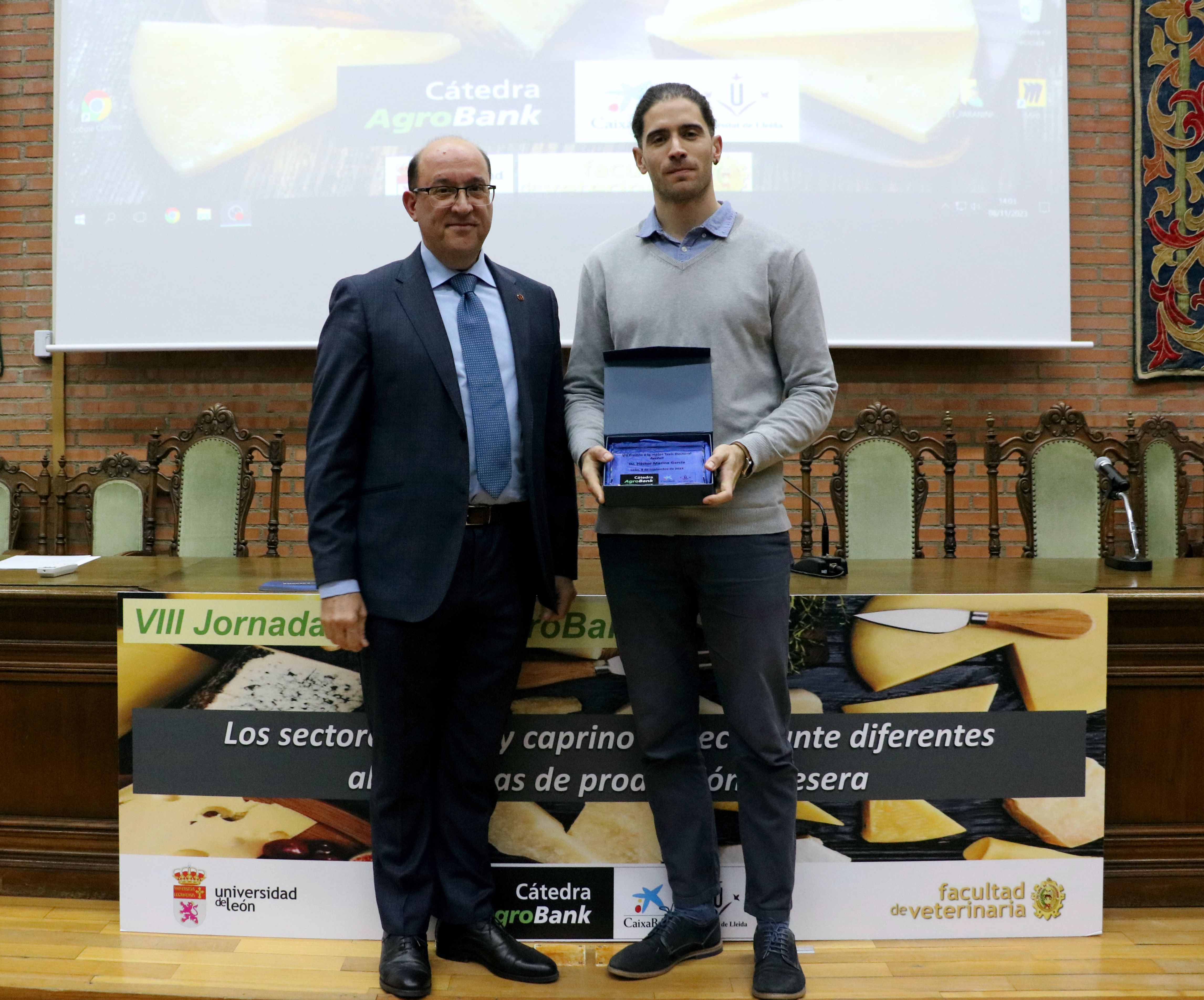 Héctor Marina recogió este miércoles su premio. | L.N.C.