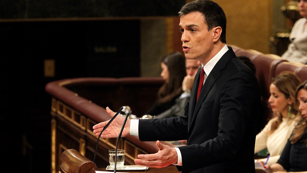 Pedro Sánchez pronuncia su discurso de investidura en el Congreso de los Diputados. | ICAL