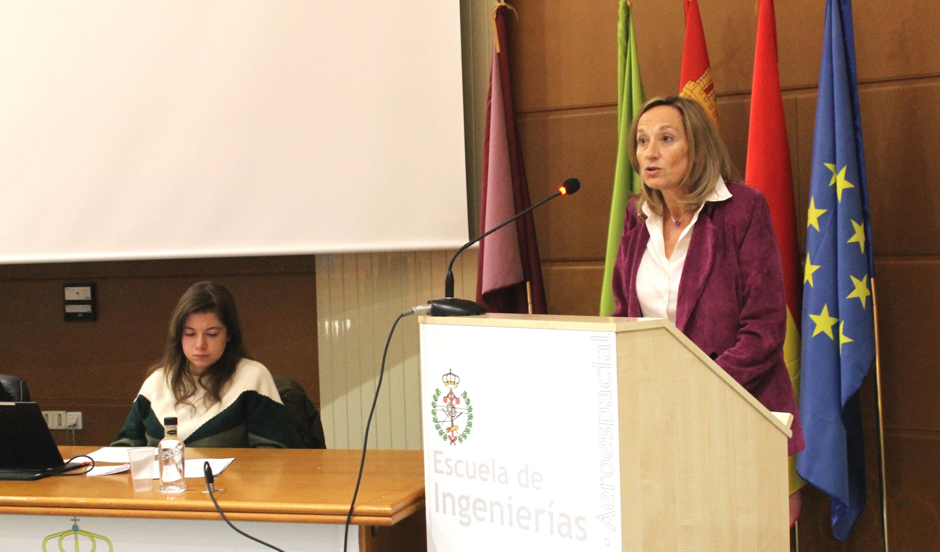 Marta Zubiaur, nueva defensora de la comunidad universitaria.