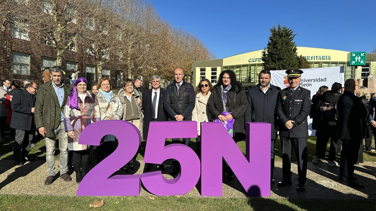 Foto de familia del acto celebrado en la Universidad de León. | LNC