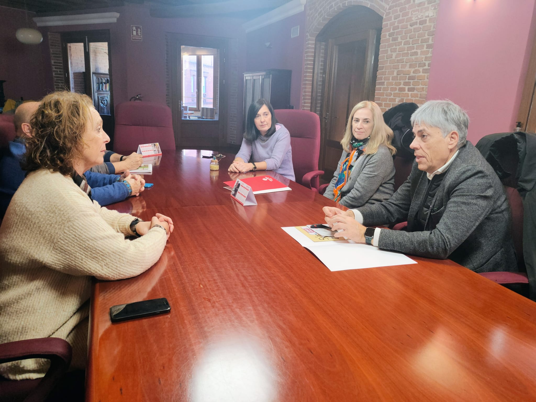 El delegado de la Junta visita Cáritas León. | L.N.C.