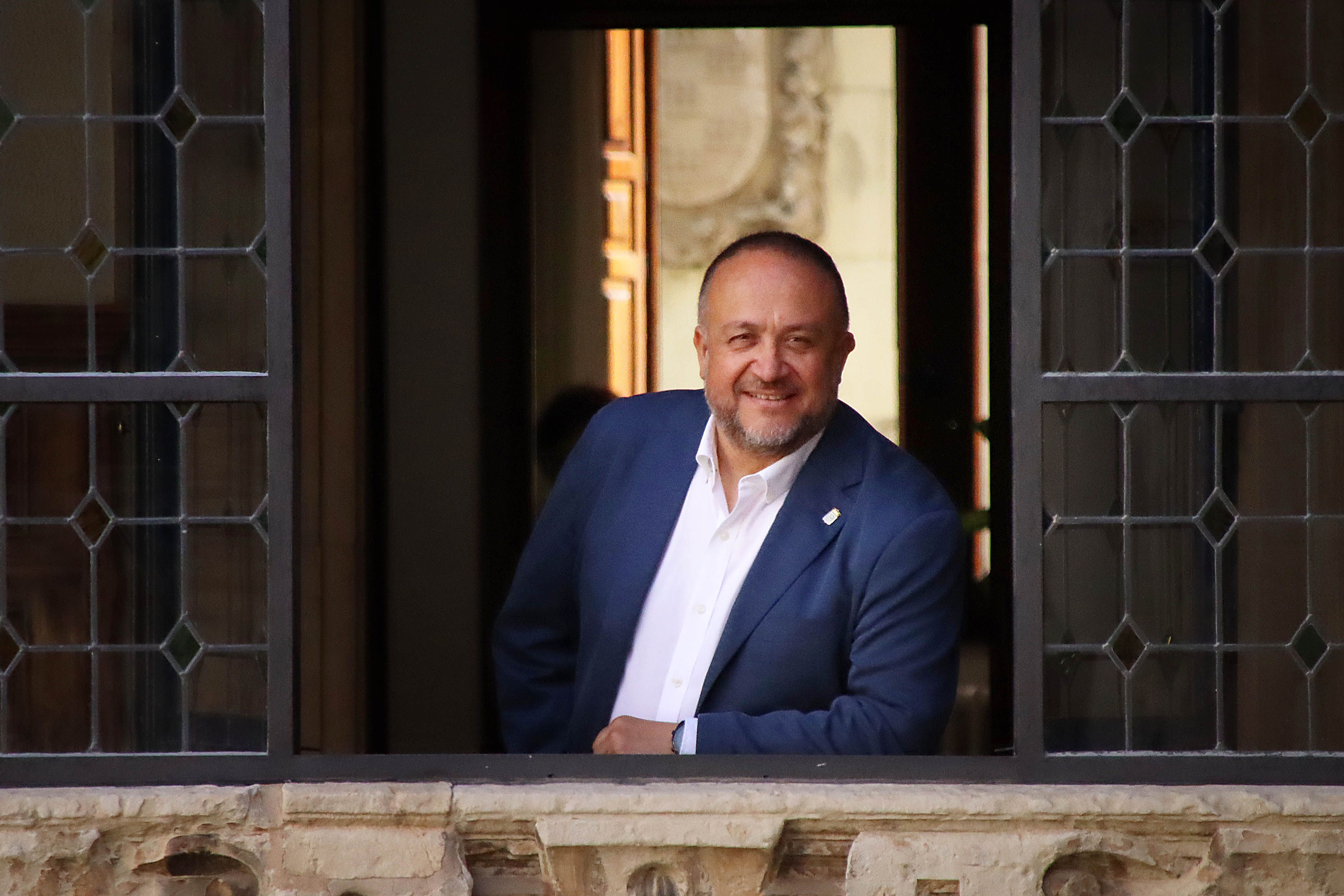  El presidente de la Diputación de León, Gerardo Álvarez Courel, en el Palacio de los Guzmanes. | PEIO GARCÍA (ICAL)