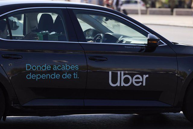 Uber desembarca en León con el servicio de alquiler de coches. | EP