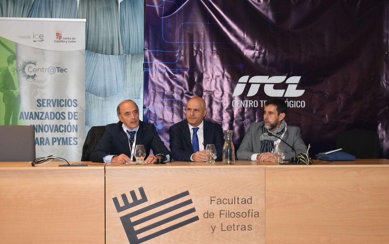  Un instante del foro celebrado en la Universidad de León.