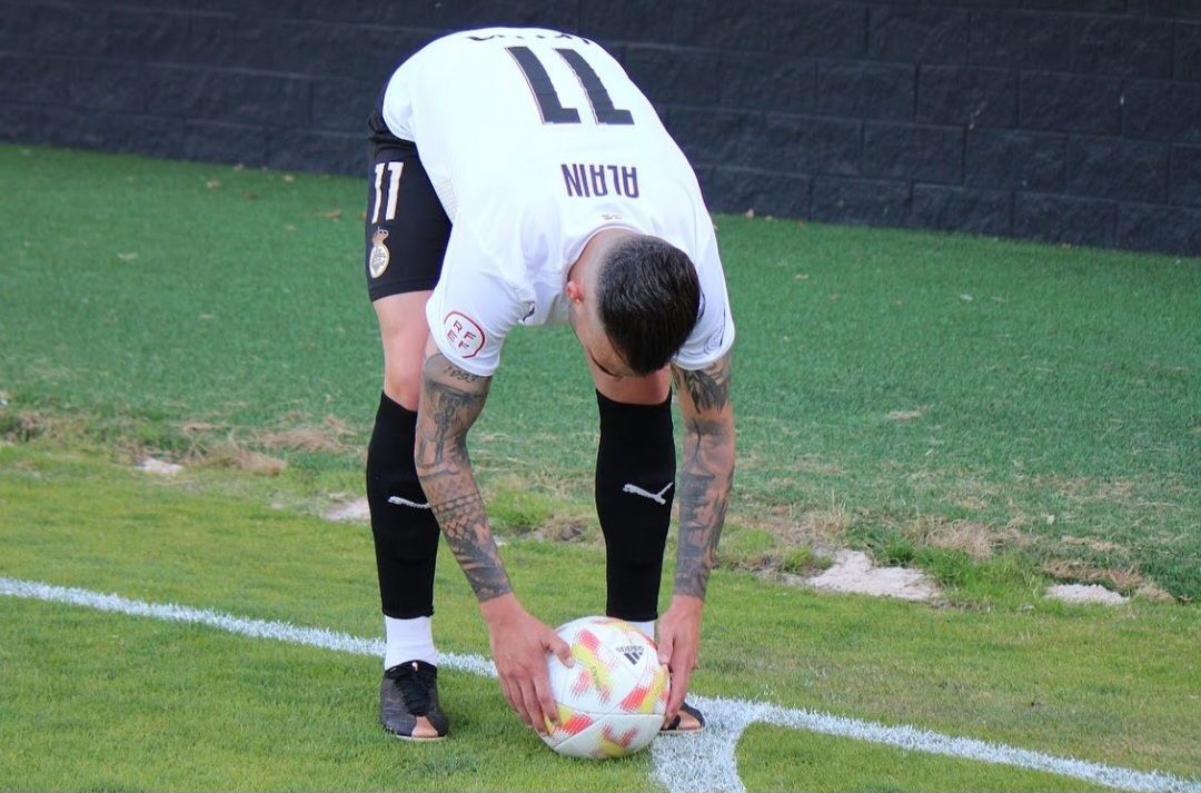 Los córners son una de las principales armas ofensivas del equipo vasco, con Oyarzun como protagonista. | REAL UNIÓN