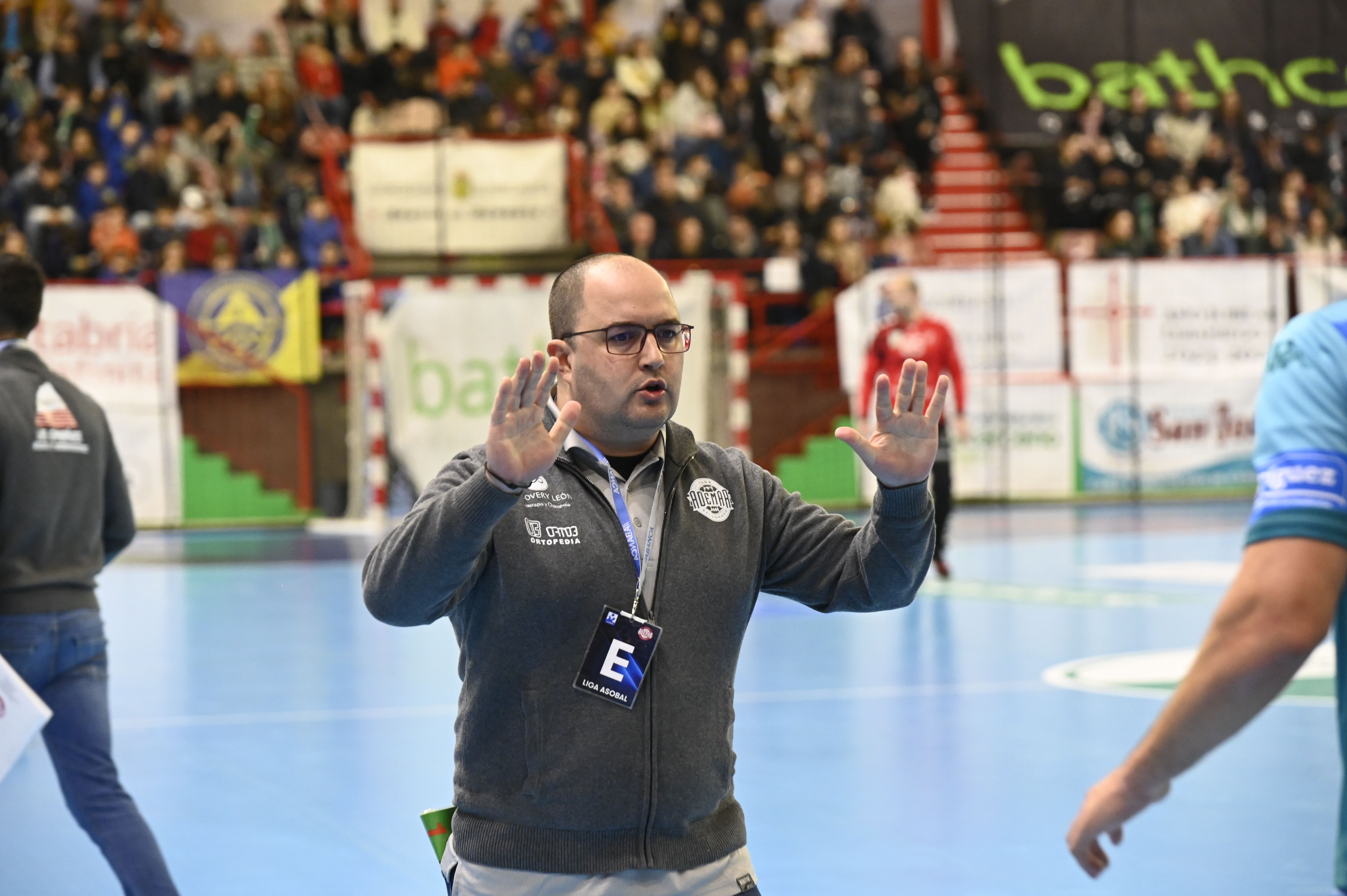 Dani Gordo, durante el choque en Torrelavega. | BMTORRELAVEGA