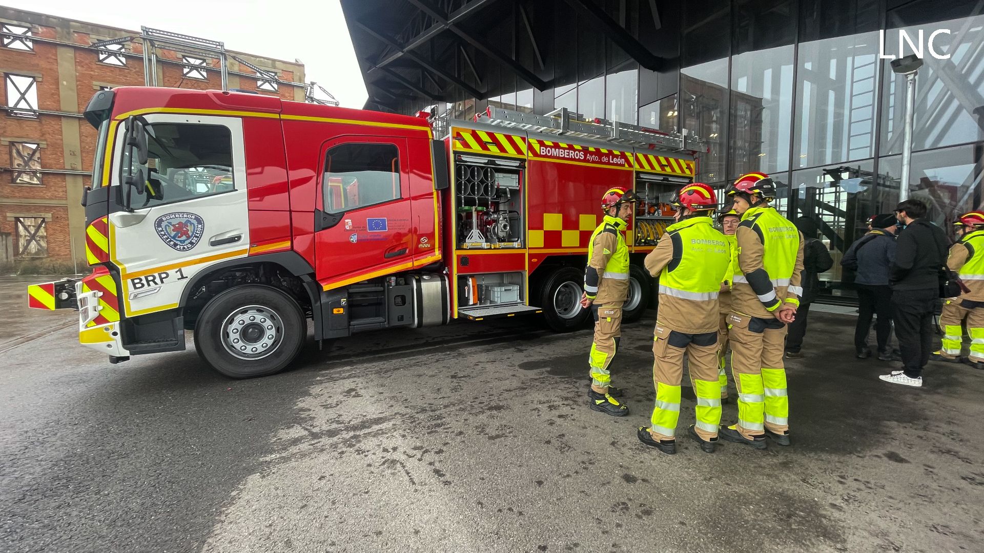 FRAME 7BOMBEROS